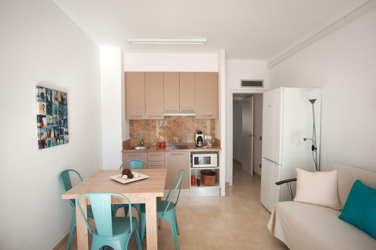 Apartamento A Pie De Playa, Climatizado Y Parking Roses Ngoại thất bức ảnh