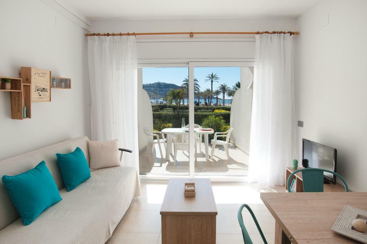Apartamento A Pie De Playa, Climatizado Y Parking Roses Ngoại thất bức ảnh