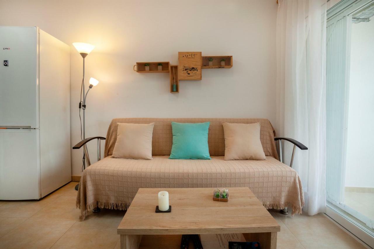 Apartamento A Pie De Playa, Climatizado Y Parking Roses Ngoại thất bức ảnh